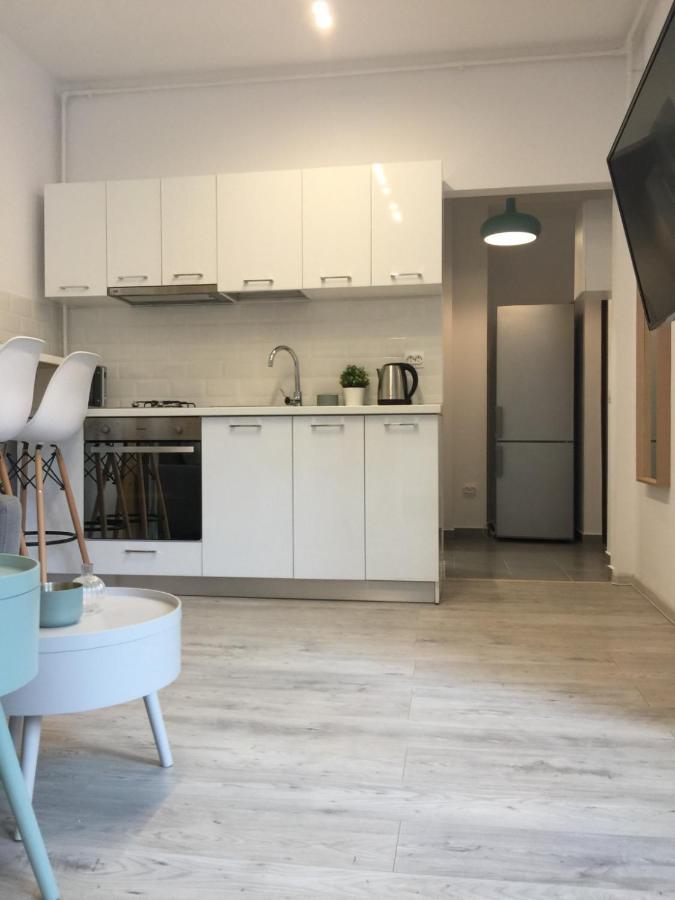 Sweet Guest Apartment Bukares Bagian luar foto